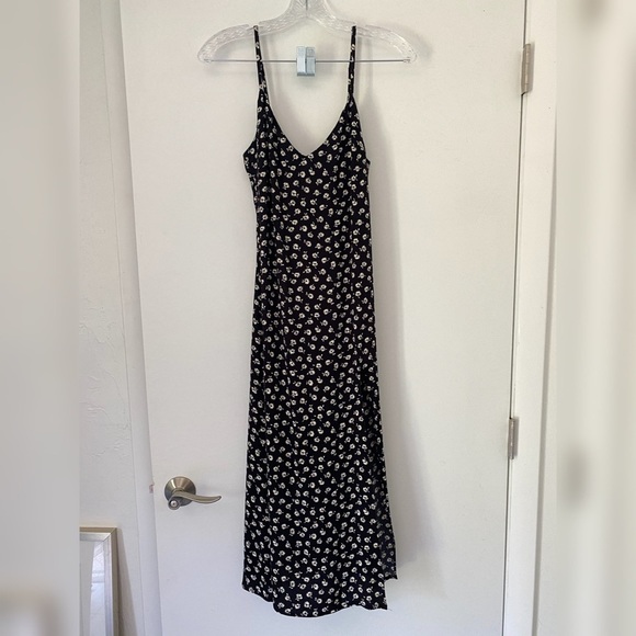 Reformation Dresses & Skirts - Reformation Crimini dress